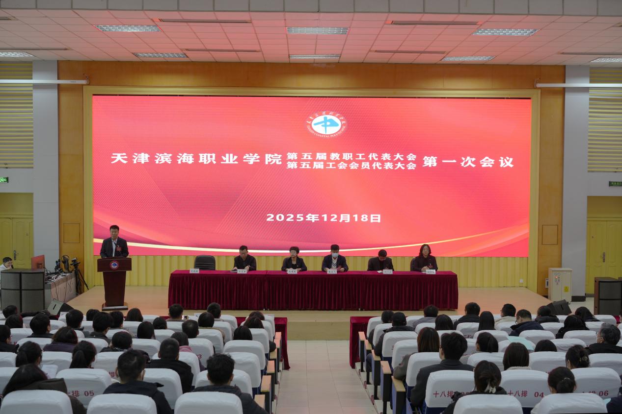 C:/Users/42977/Desktop/_DSC5688.JPG_DSC5688