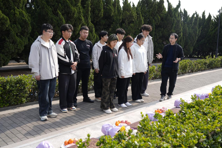 缅怀革命先烈 传承长征精神 锤炼优良作风——我校开展烈士陵园祭扫主题实践活动